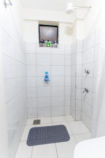 Xolani Studio at Garden City Mall Nairobi with Heated Pool and Gym - 1
