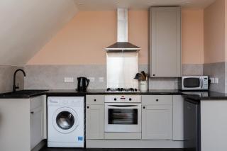 Queenie - Quiet, charming one bedroom with easy street parking - 8