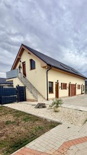 HENRY APARTMENT - Nesvady - Slovakia - 0
