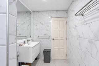 Club Residence Kamala by Lofty - 5