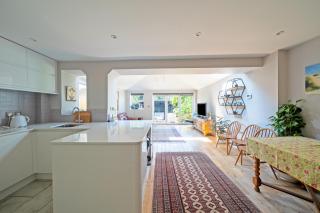 3 Bed House - Sleeps 5 - Garden - Pets - Parking - 8
