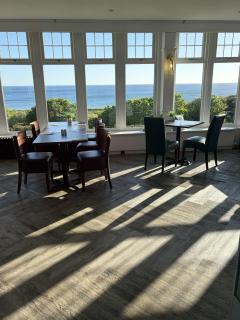 Cullen Bay Hotel - 2