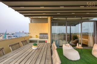 Sunset Terrace Penthouse near Three Cities - 1