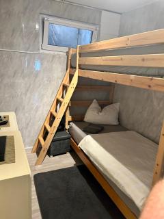 Deine Pension, Double Room P1, 1-2 beds, 10qm, Check-in 4PM - 5AM - 9