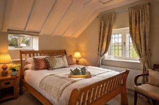 The Gatehouse at Pudleston Court - 3