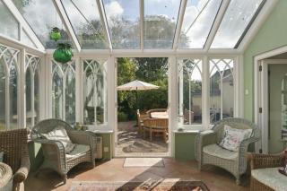 Grade II Listed House & Garden in Idyllic Village - 6