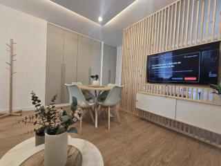 Altamira 216 Urban Suites Apartments - 2