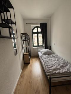 Zimmer in WG - 6