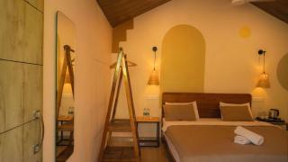 Sunset Cafe Beach Stay - 4