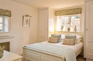 Courtyard Cottage at Pudleston Court - 6