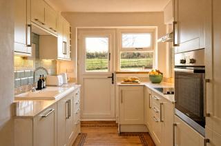 Horseshoe House at Pudleston Court - 7