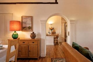 Horseshoe House at Pudleston Court - 3