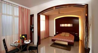 Hotel Grand President - 3
