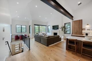 Park City Luxury 4BR Retreat - Private Hot Tub, Fire Pit, Gourmet Kitchen - 1061 home - 0