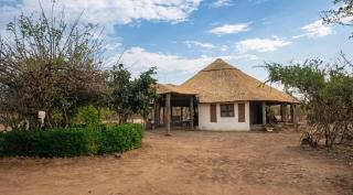 Dewclaw Baobab Safari Lodge - 0