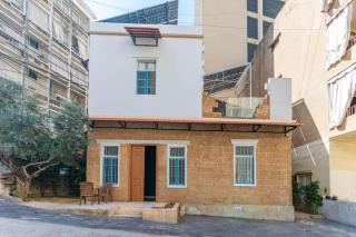 Dune 1-BR Apartment In Mar Mikhael - 3