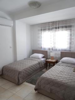 Cozy 2bedroom apartment between sea and city life - 1