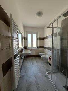 Stanza con balcone e bagno privato vicino Torino - Chieri - 5