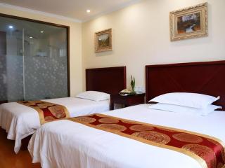 GreenTree Inn YangZhou Weiyang Road - 8