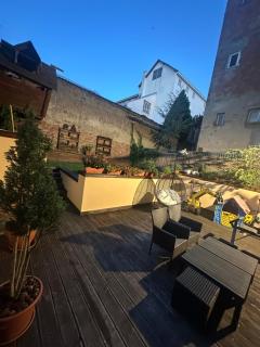 Apartmán s terasou ihneď v centre mesta - Košice - 9
