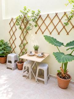 Spacious 2BR Boho Zen House with Private Garden - 6