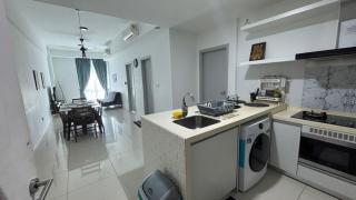 Nadine Homestay - 0