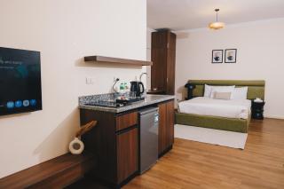VIOLA by Elegant Hospitality - 4