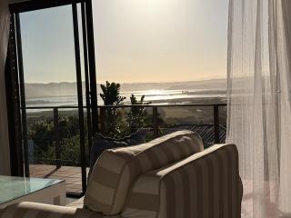Knysna Holiday Home with Lagoon Views & Pool - 7