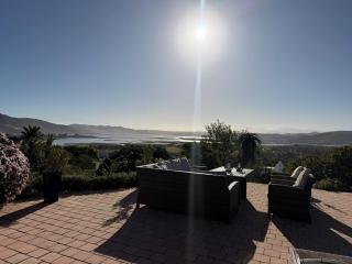 Knysna Holiday Home with Lagoon Views & Pool - 5