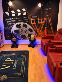 Chez SOPHIE, logement avec jacuzzi et salle cinéma - Altviller - 3