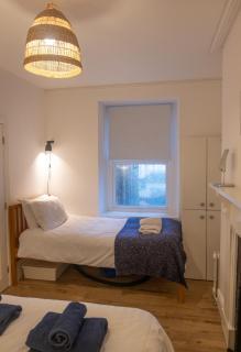 Lovely Seafront 2 bed flat in Aberystwyth - 1