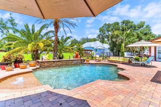 Lakeside Retreat with Lake View, Pool & Terrace - 5