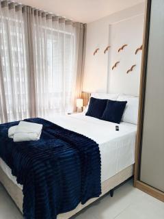 Smart Izidro Cozy 2Q 2B 1 block from the beach - 0