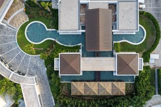 Neptune Luxury Resort - 4
