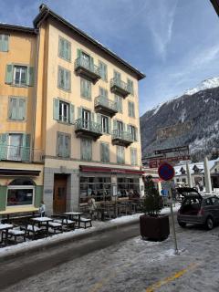 Historic Chamonix Flat - Mont Blanc View with Balcony - 5