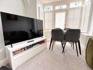 Darlington House - 3