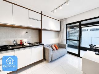 Apartamento Lindo com Varanda na Barra - 8