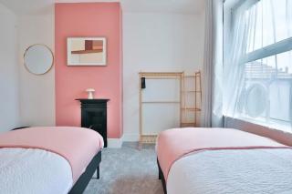 Cosy 4 Bedroom Cardiff City Centre House - 7