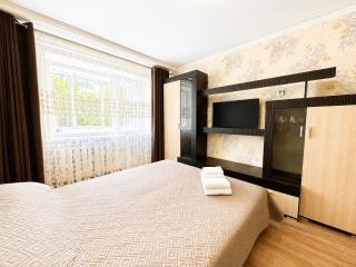 Cozy Studio in Cheryomushki - 15min to City & Sea - 9