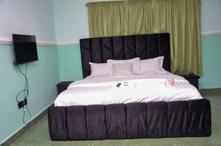 Silvergate Apartments - 5