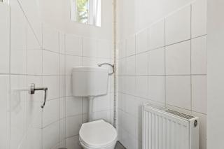 Spacious 2BR apartment near U3 metro - 7