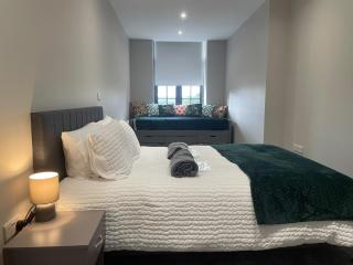 No 20 - Boutique apartment Halifax opposite The Piece Hall - 9