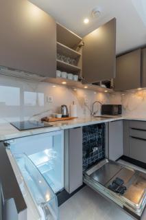 ZESS Suites - 6