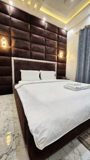 Ellah Suites - 0
