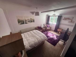 Apartment 3 - 3