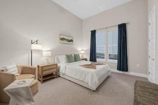 Spacious 3BR Home Near Samsung Tesla and Amazon Sleeps 8 - 3