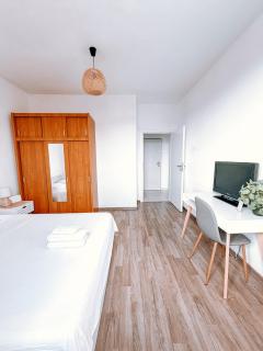 Mountain View Apartment- Free parking- 5 min city centre - 8