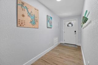 My Scallop Inn - Waterfront Home, Kayaks Included - 5
