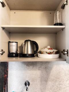 Spacious Studio Apartment Near Medanta Hospital by LuxAura Stays - 7
