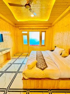 Hotel Holiday Home Khajjiar - 5